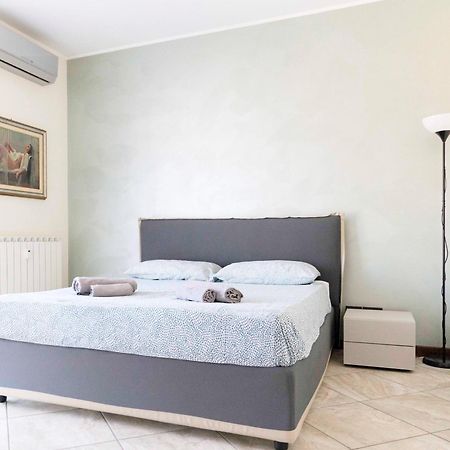 Blue Lake Arona - Cozy Apartment In City Center Dış mekan fotoğraf